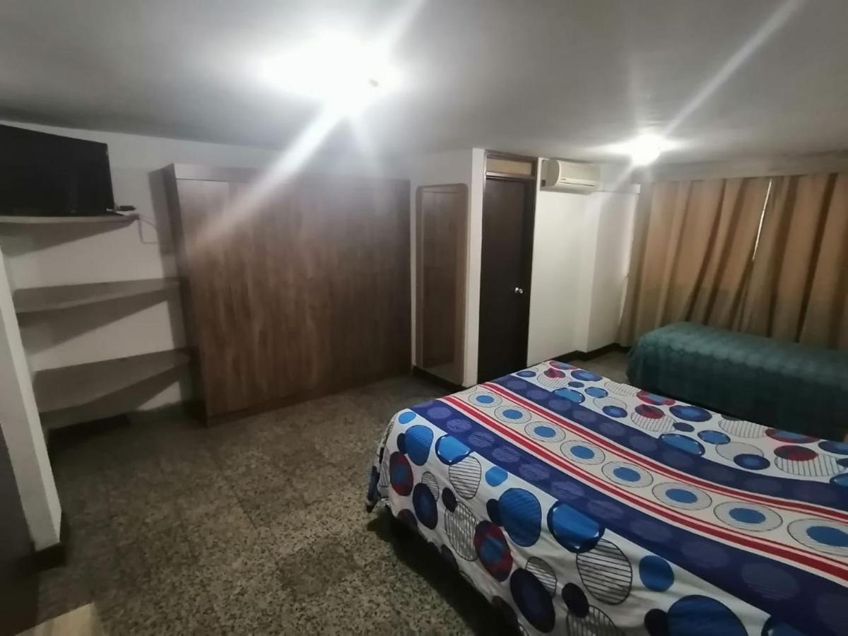 Hotel Del Oeste カリ エクステリア 写真